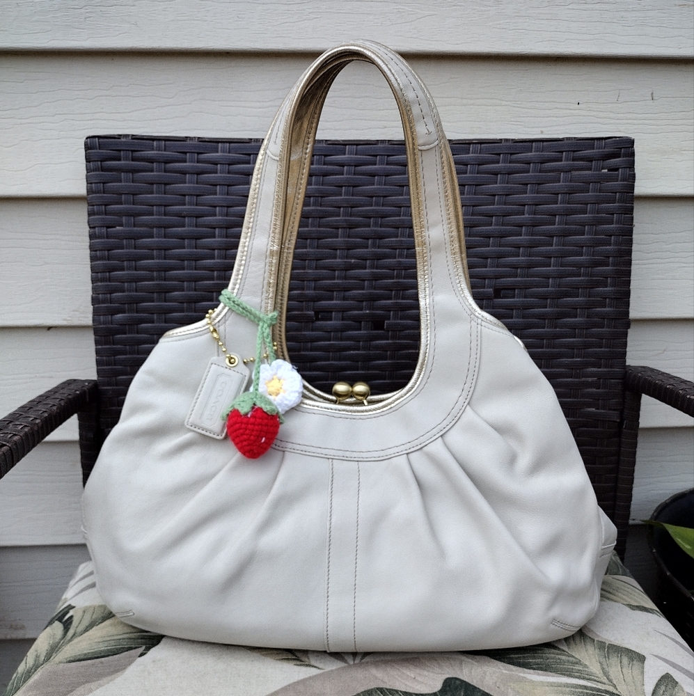 Coach Ergo Leather Ivory  Kisslock Purse